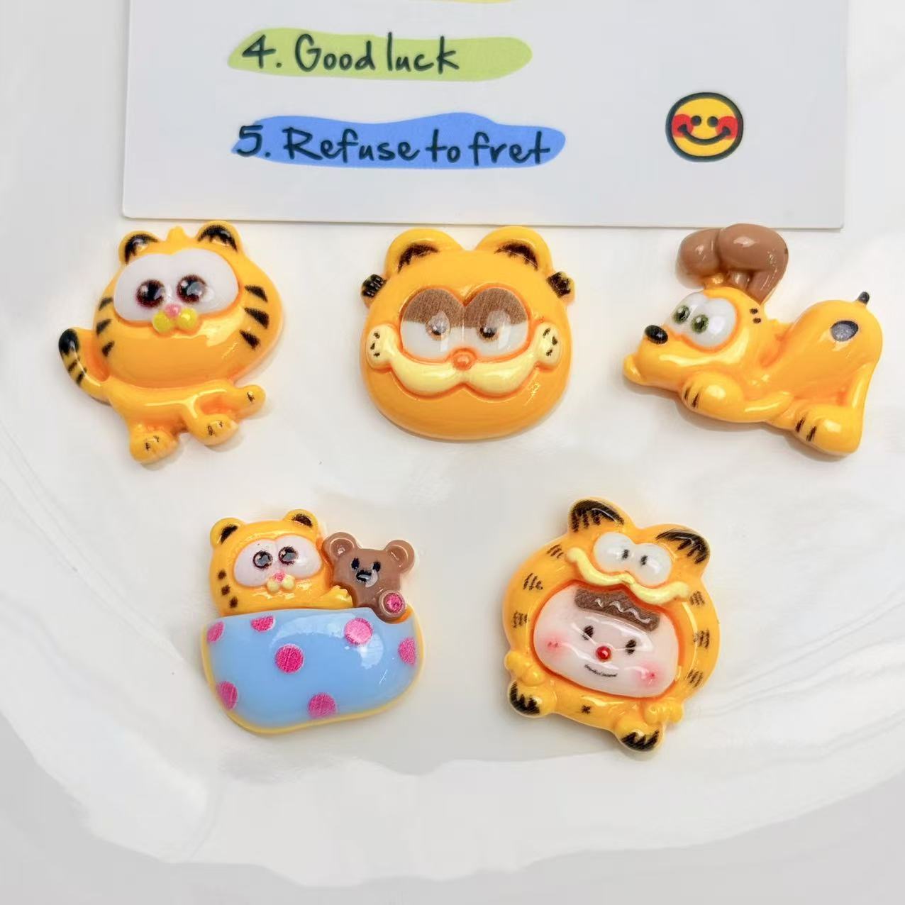 50 adet Garfield Karikatür Sev - Crafting Resin incelemesi ve fiyatı